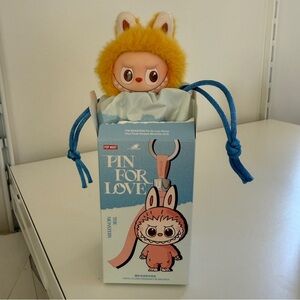 The Monsters: Pin for Love Series Vinyl Plush — Y (Mustard / Golden Yellow)